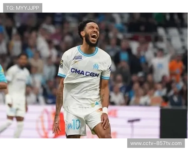 奥巴梅杨以36岁高龄欧冠单场双响,成马赛队史最年长欧冠进球者 奥巴梅杨以36岁高龄欧冠单场双响,成马赛队史最年长欧冠进球者