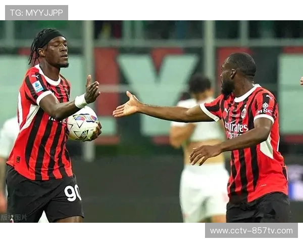 欧战归来，AC米兰进行恢复性训练以备战联赛